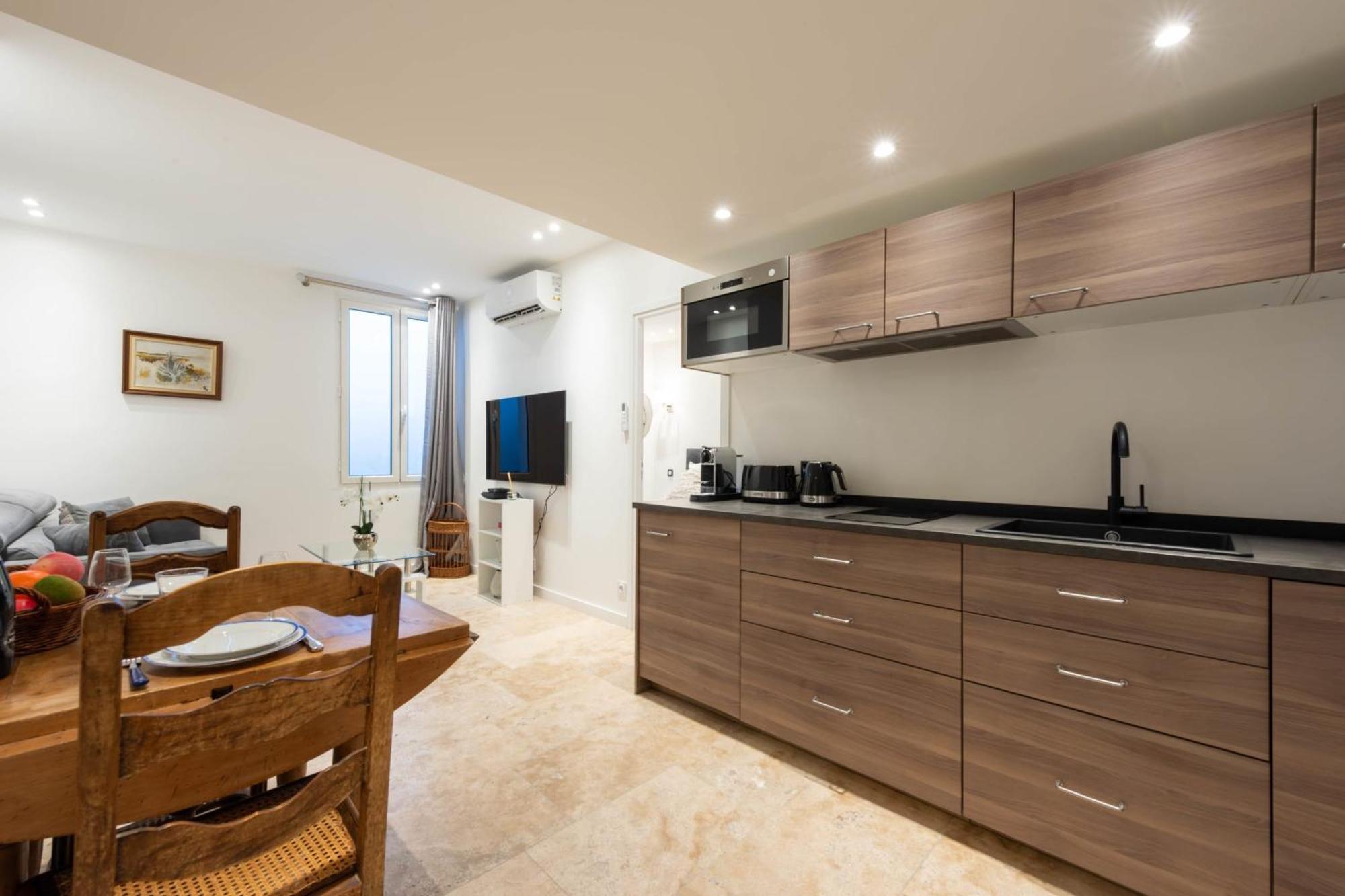 Appartement 1-br With Ac In The Heart Of